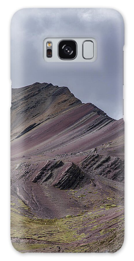 Majestic Andean Mountainscape With Colorful Striations Galaxy Case