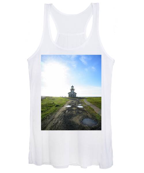 Lighthouse Under A Bright Sky Women's Tank Top