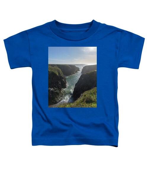 Dramatic Coastal Cliff Scene Toddler T-Shirt
