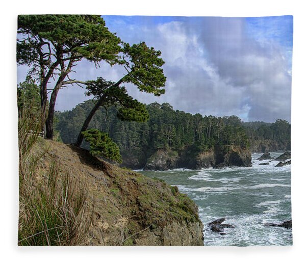 Coastal Serenity With Rugged Cliffs Fleece Blanket