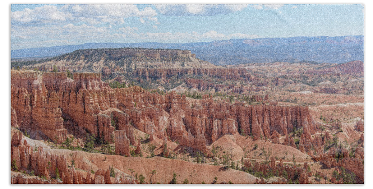 Majestic Hoodoos Of Bryce Canyon Bath Towel