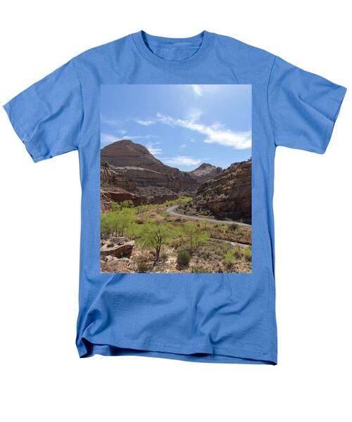 Winding Road Through Desert Canyon Men's T-Shirt  (Regular Fit)