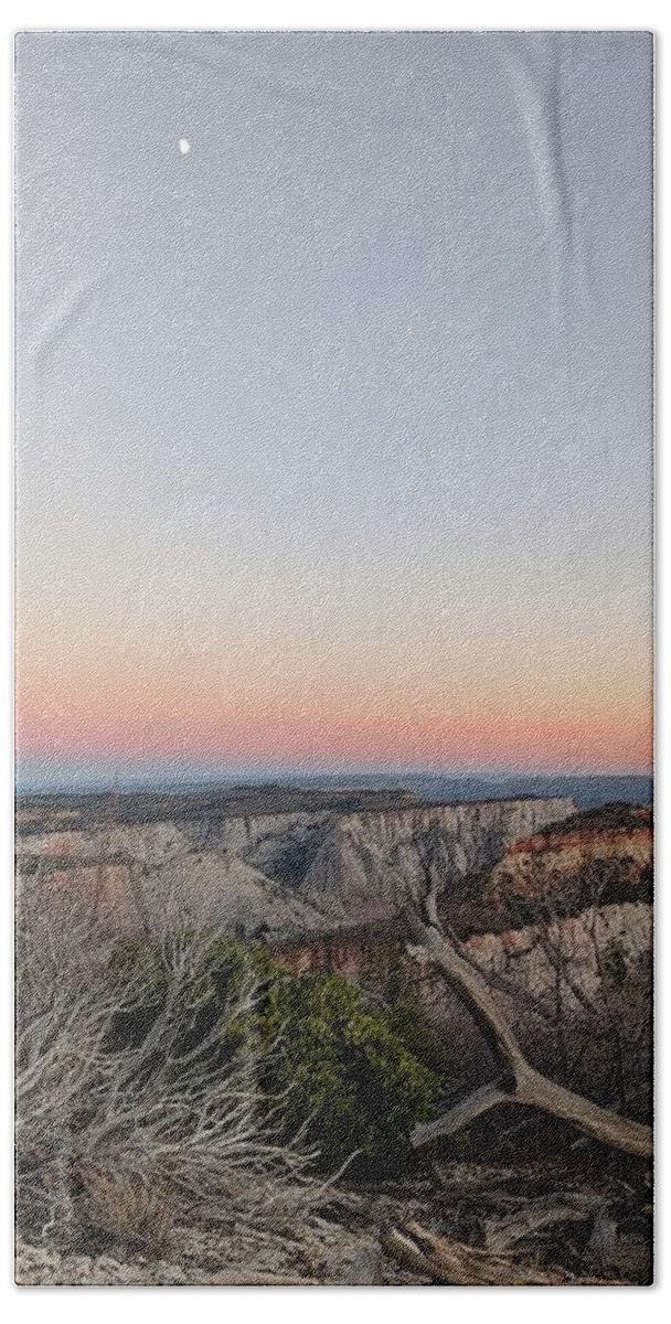 Breathtaking Canyon Sunset View Bath Towel