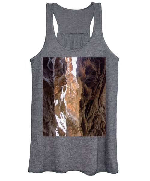 Sunlit Canyon Walls In The Narrows Women's Tank Top