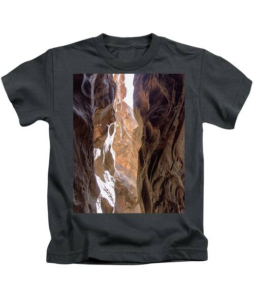 Sunlit Canyon Walls In The Narrows Kids T-Shirt