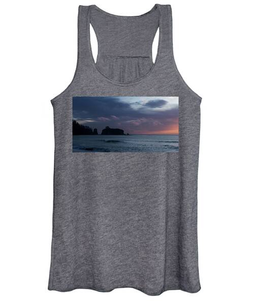Serene Coastal Sunset with Cliffs Women's Tank Top