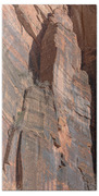 Towering Desert Sandstone Cliffs In Zion National Park Bath Towel