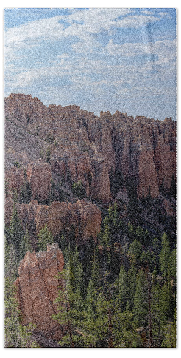 Majestic Bryce Canyon Hoodoos Bath Towel