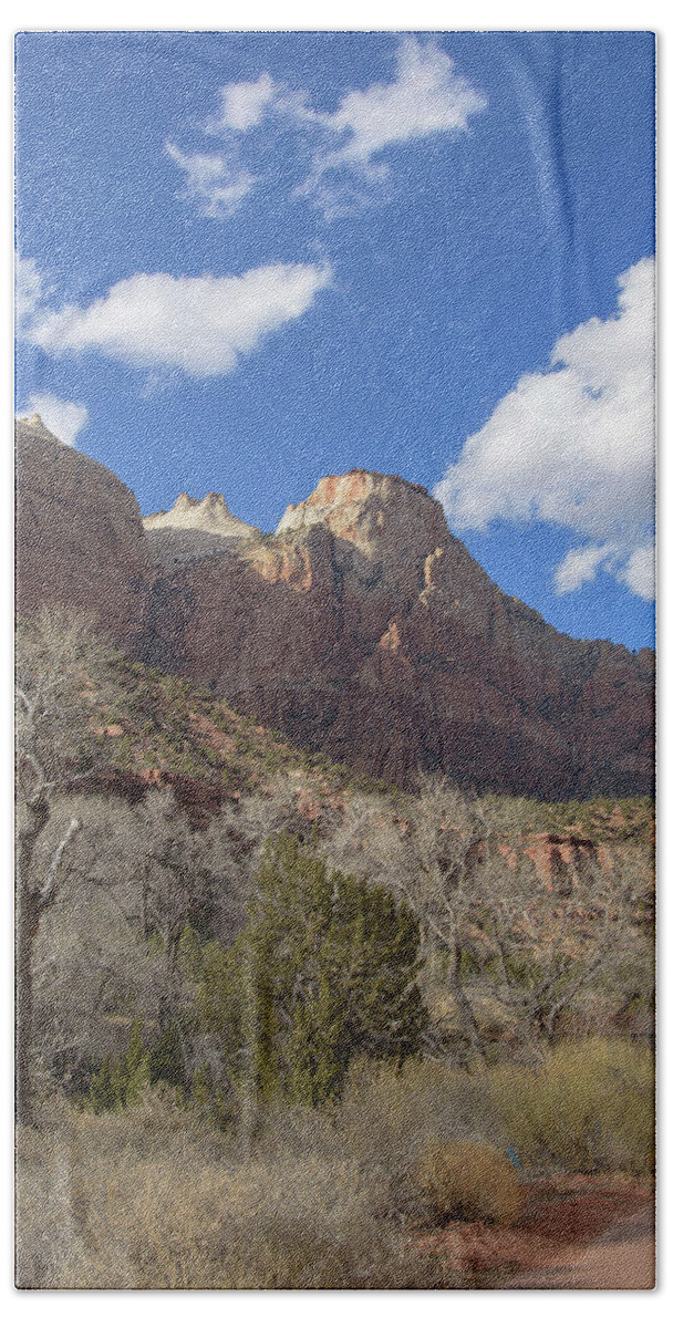 Majestic Mountain Under Clear Blue Sky Bath Towel