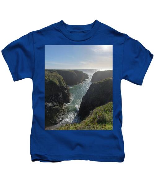 Dramatic Coastal Cliff Scene Kids T-Shirt