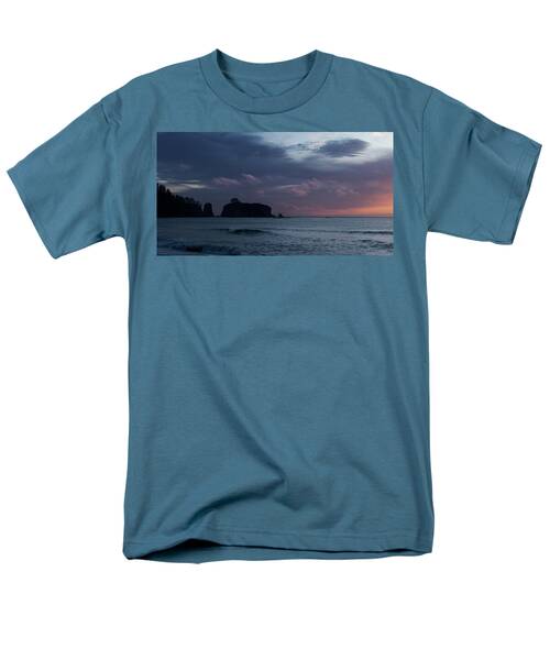Serene Coastal Sunset with Cliffs Men's T-Shirt  (Regular Fit)