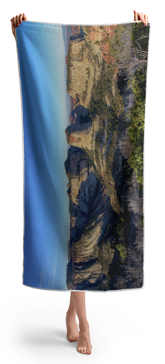 Majestic National Park Canyon Views Beach Towel
