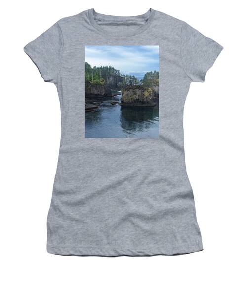 Serene Coastal Rocky Landscape Women's T-Shirt